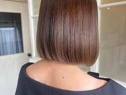 髪質改善でまとまりやすいツヤ髪に