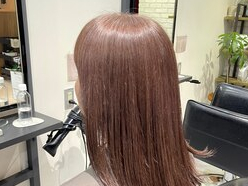 頭頭脳ケアで根元ふんわり美髪へ