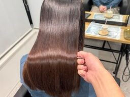 冬の乾燥に負けない！しっとり艶髪をつくるポイント