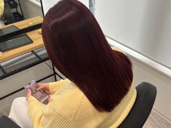 春先取りボルドーカラー、暖色カラーは艶がでます